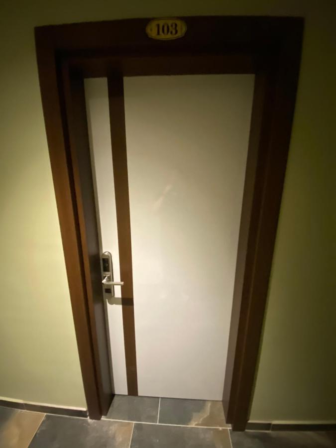 Hotel Kolonja'S Debar Eksteriør bilde