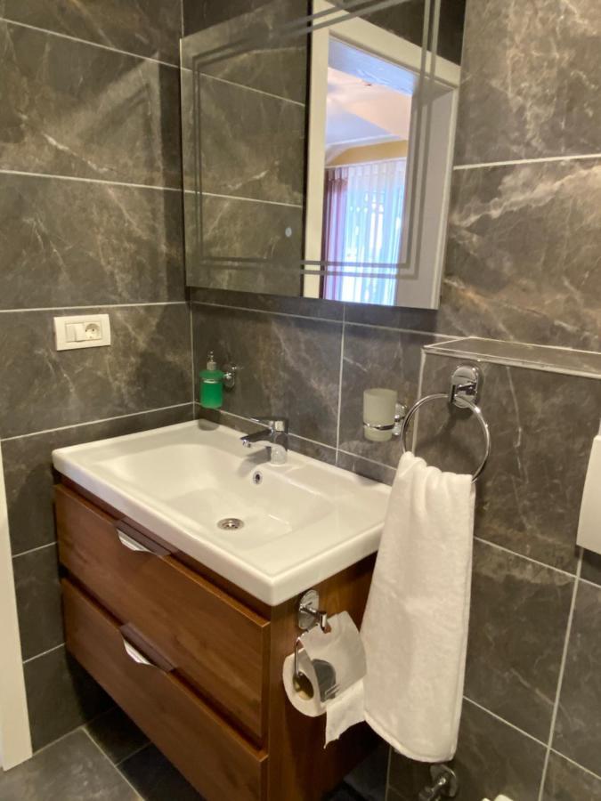 Hotel Kolonja'S Debar Eksteriør bilde